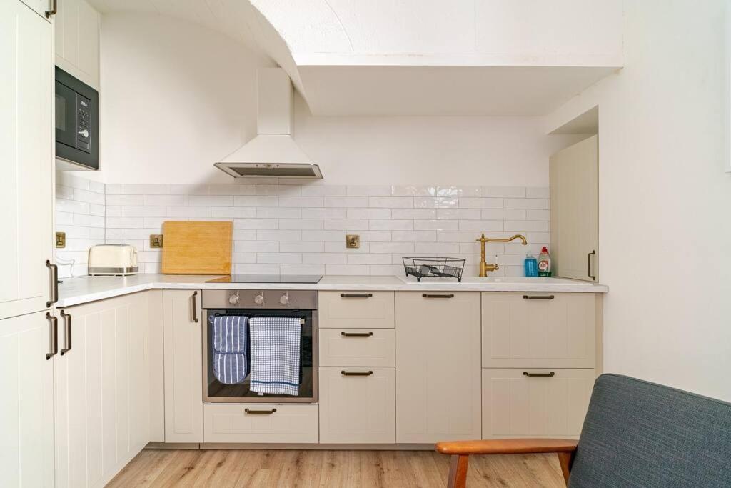 Stunning 2 Bed Apartment, Heart Of The Barbican Plymouth Ngoại thất bức ảnh
